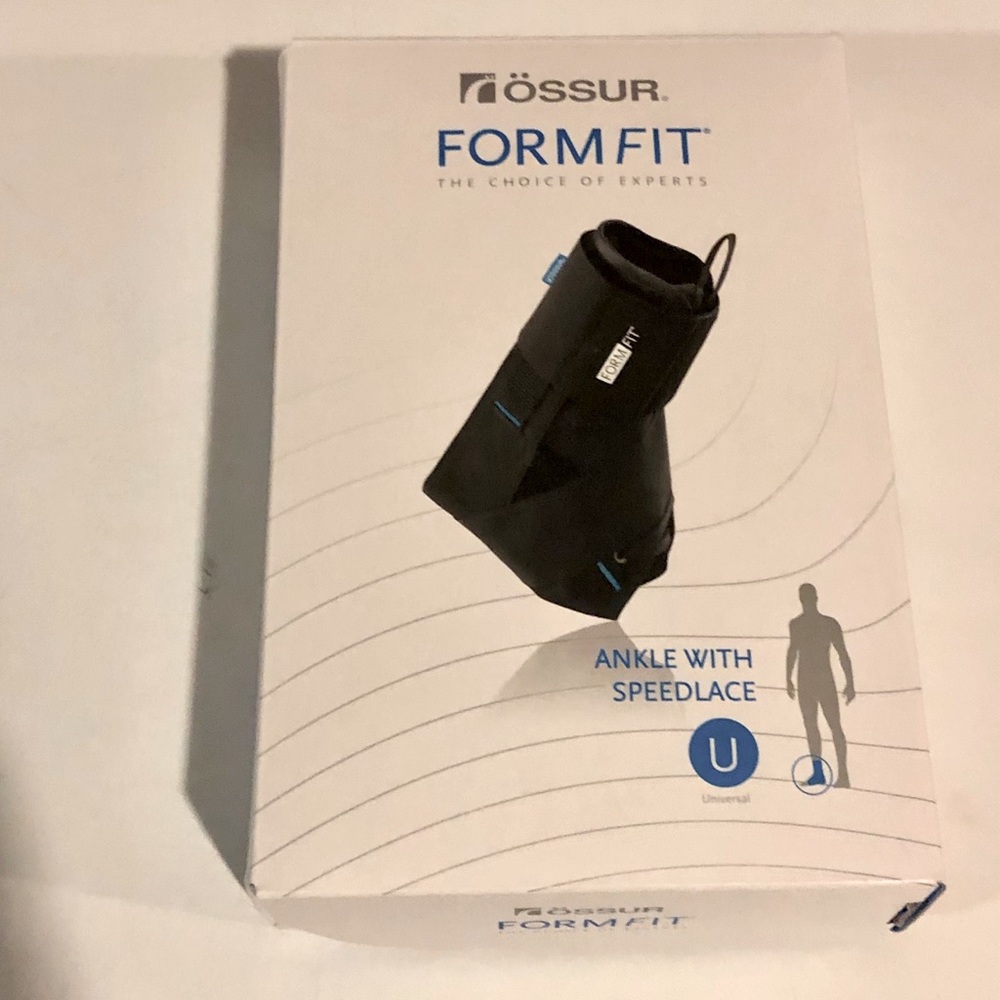 Ossur Formfit Ankle Brace with Speedlace